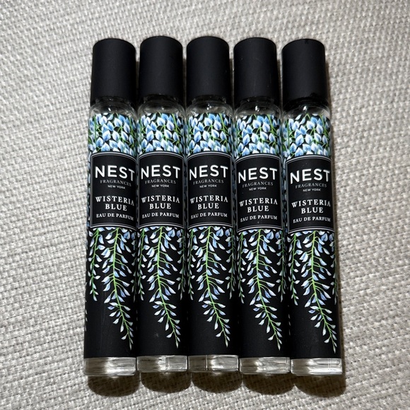 NEST Fragrances, Wisteria Blue Eau de Parfum Roller Ball - Picture 2 of 4